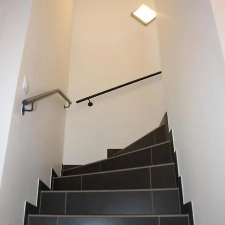 Felseck * İnnsbruck